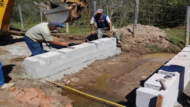 AS OBRAS NÃO PARAM.